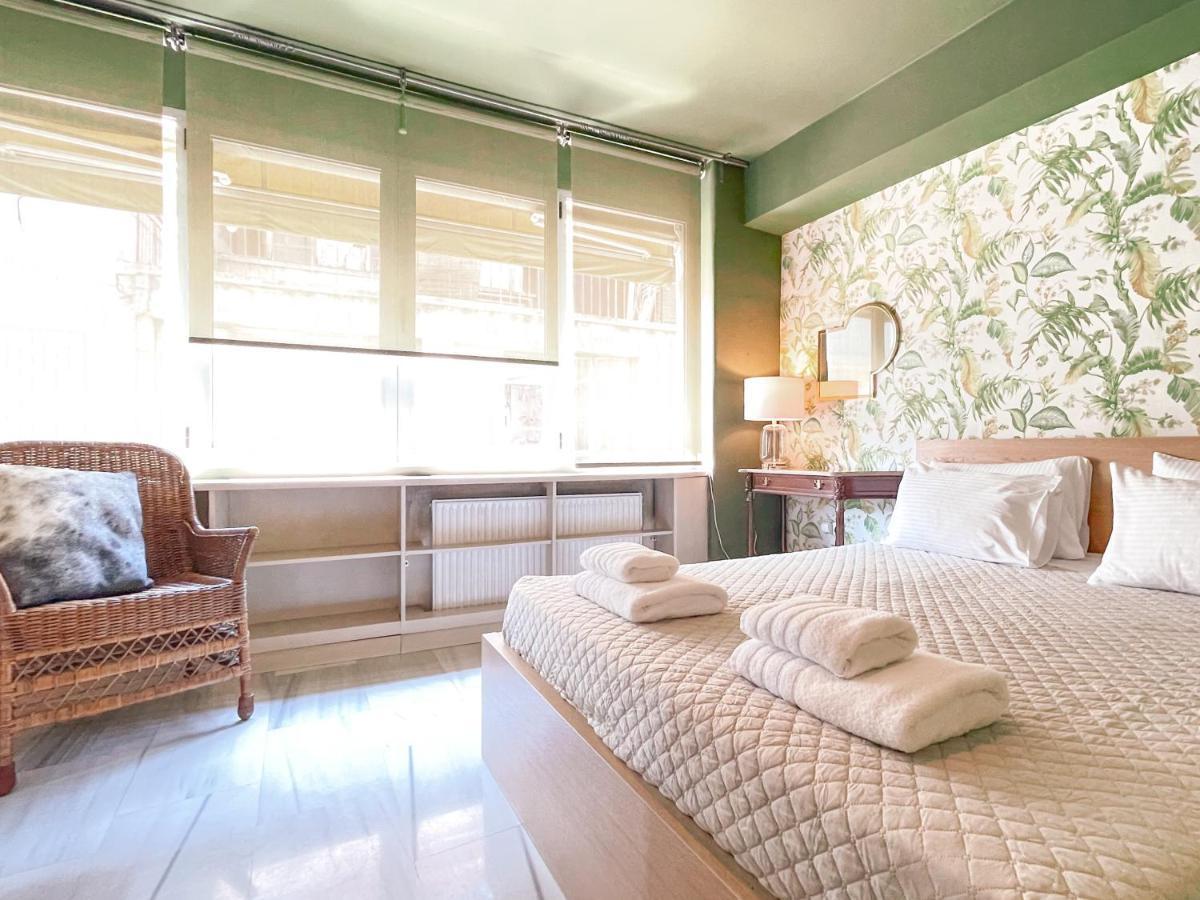 Loft 1 Bedroom Apartment In The Heart Of Athens Exterior photo
